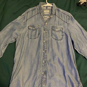 Tommy Bahama denim button up